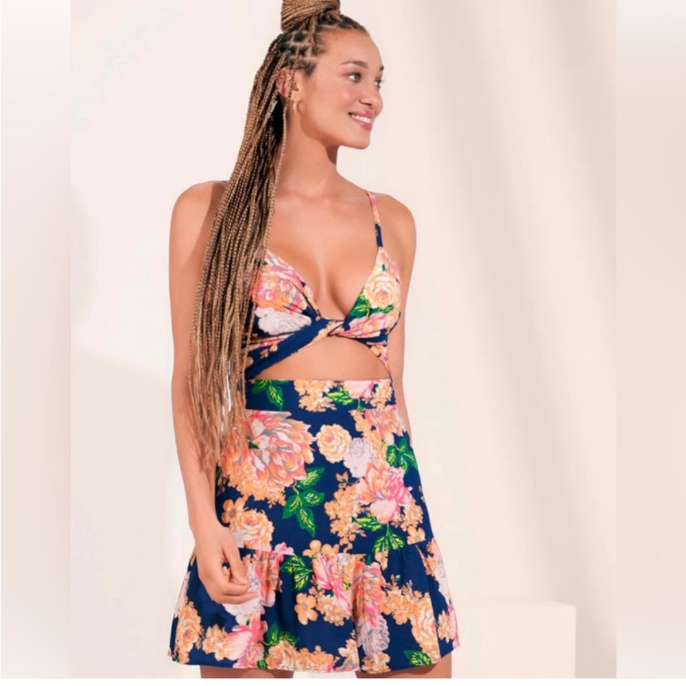 Maaji Peony Florentina Short Dress Size Medium NWT Floral Travel Trip Beach